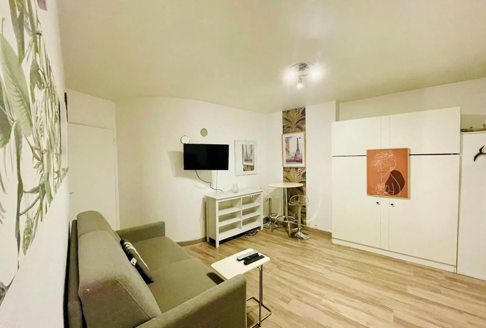 Appartements 52 Miromesnil Paris location